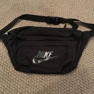 Large Nike Fanny Pack